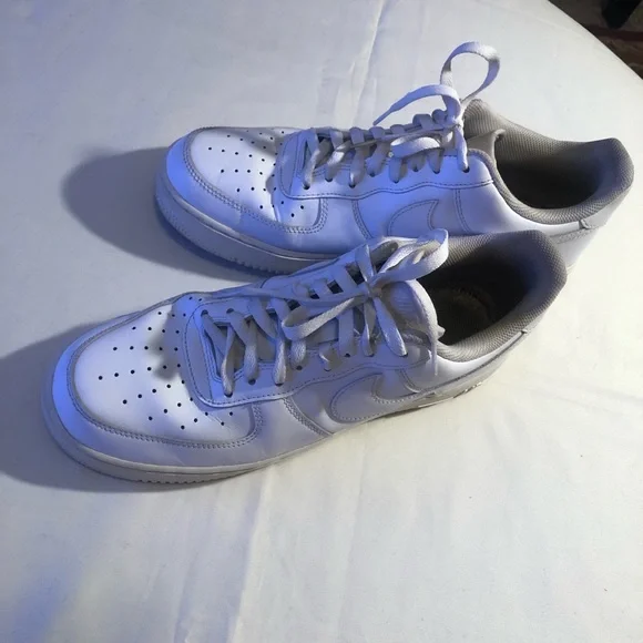 Nike Air Force 1’s Sneakers CW2288-111 12/20 - Picture 13 of 14